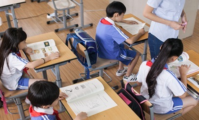关注中小学生减负问题，，，坐实教育资源平衡化